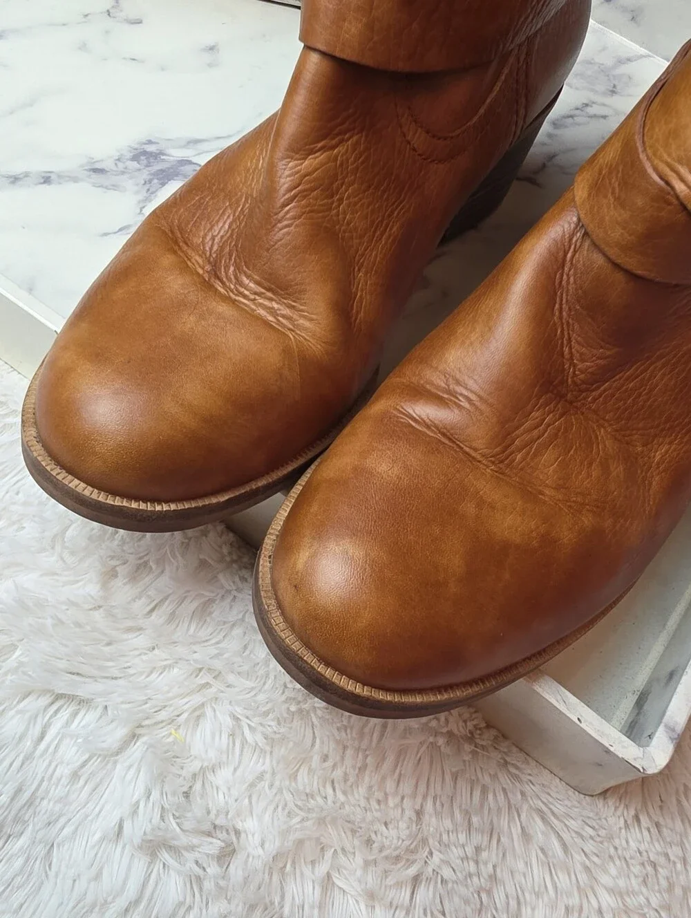 UGG Elora Brown Leather Ankle Boots Size 8.5 Western Boho Festival